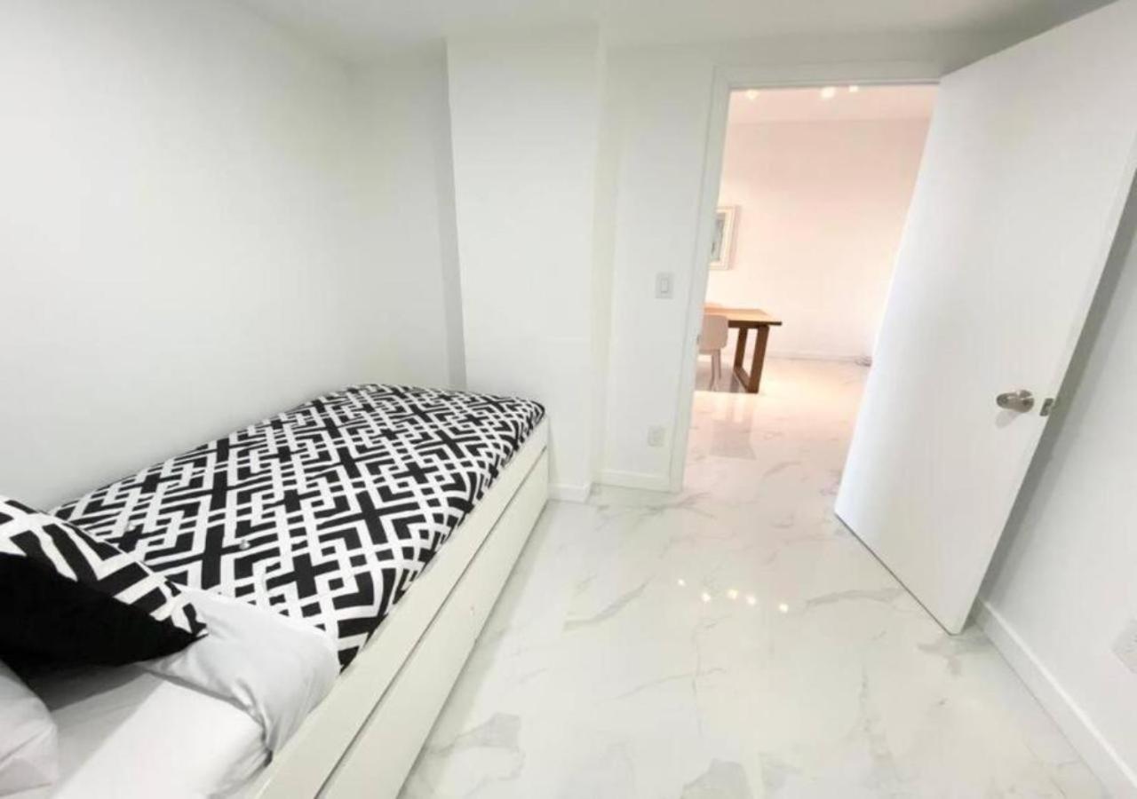Zen Vacation Rentals Modern Penthouse Across Ocean Miami Beach Exterior foto