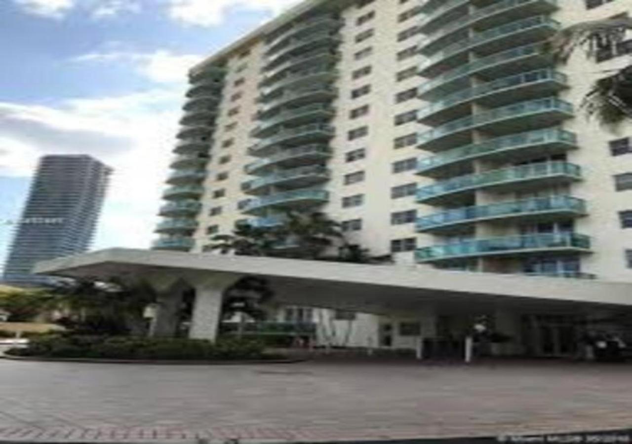 Zen Vacation Rentals Modern Penthouse Across Ocean Miami Beach Exterior foto