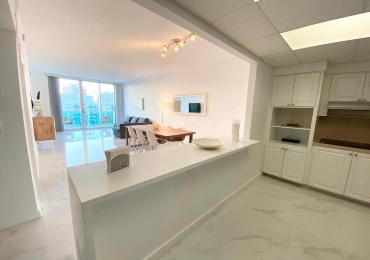 Zen Vacation Rentals Modern Penthouse Across Ocean Miami Beach Exterior foto