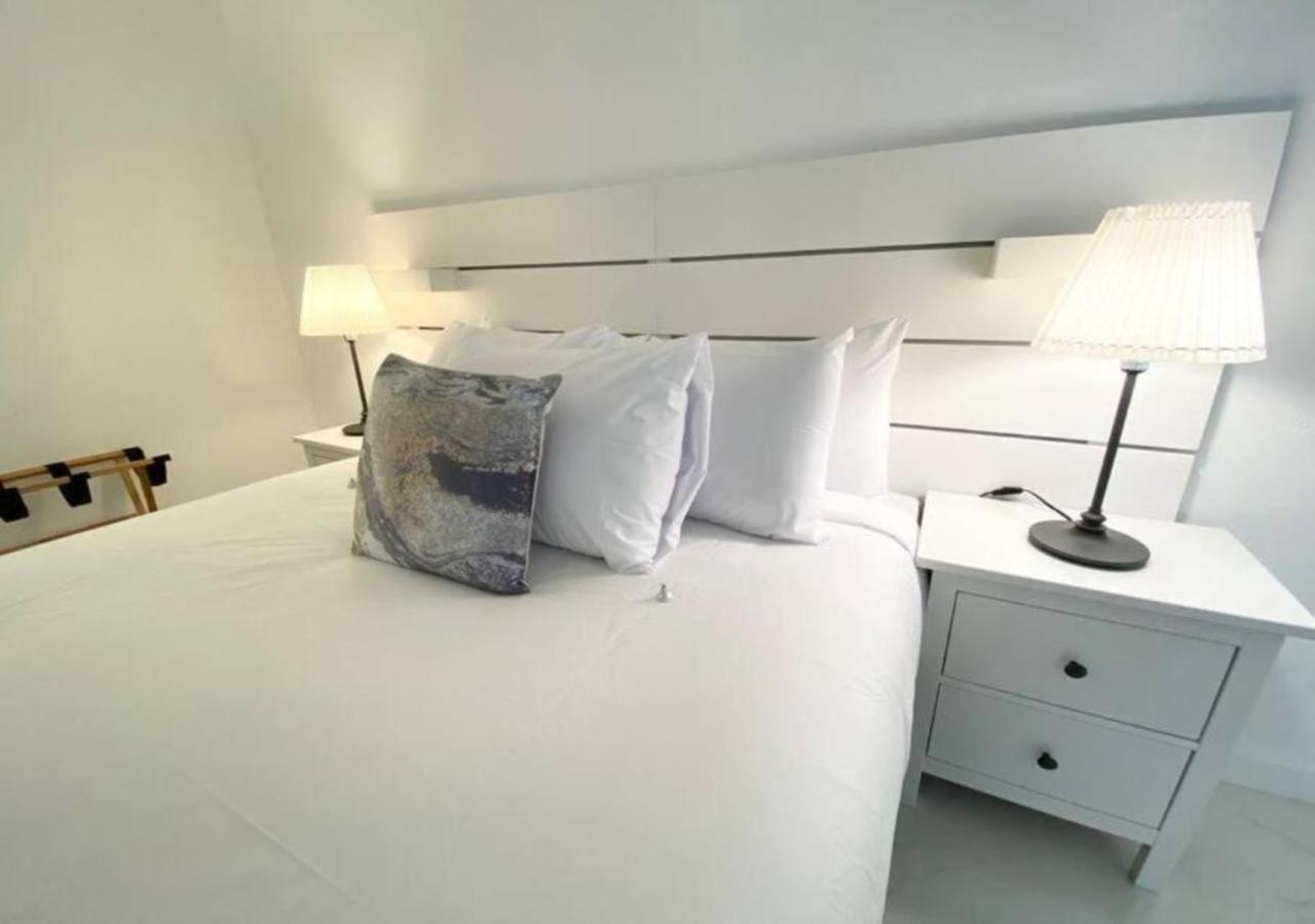Zen Vacation Rentals Modern Penthouse Across Ocean Miami Beach Exterior foto